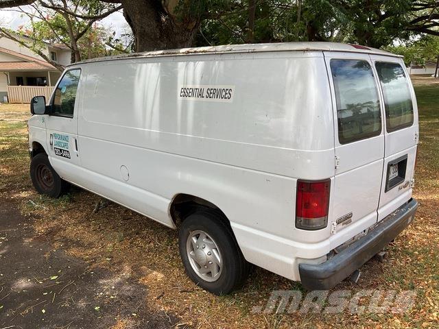 Ford E-150 Panel vans
