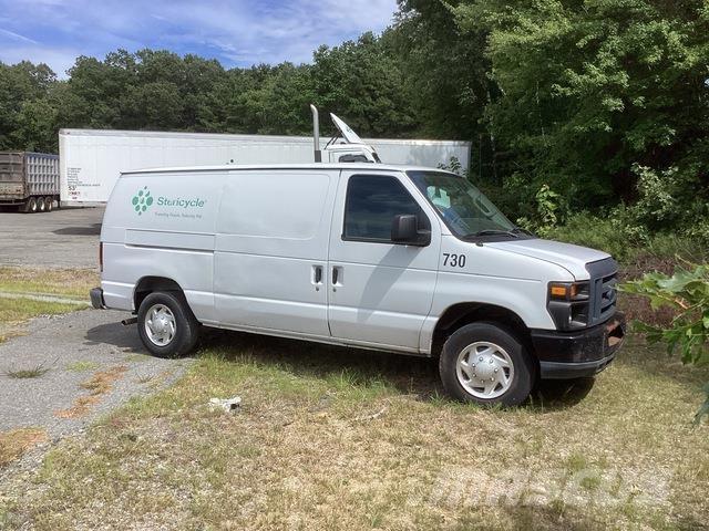 Ford E-150 Panel vans