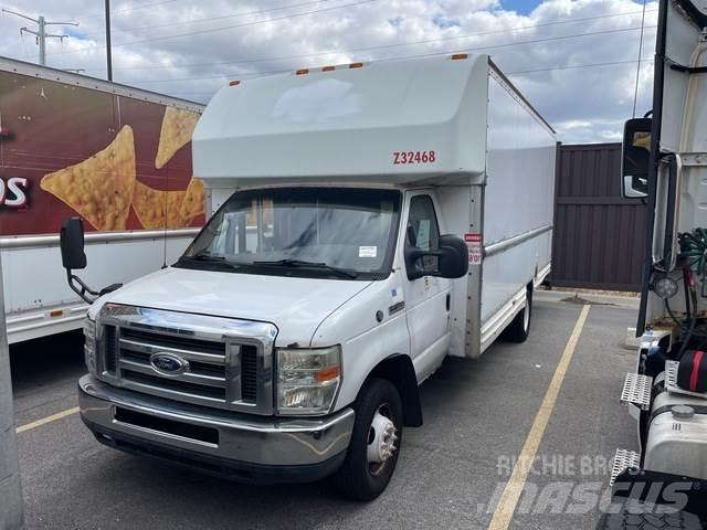 Ford E-350 Panel vans