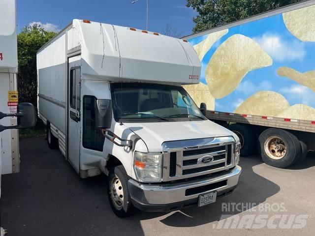 Ford E-350 Box body