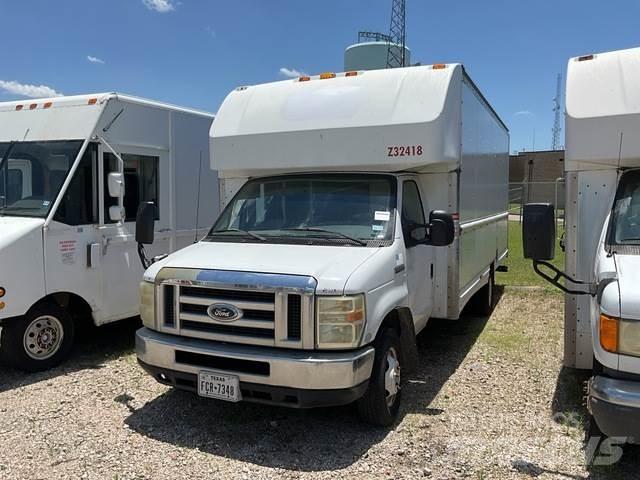 Ford E-350 Panel vans