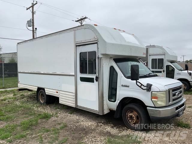 Ford E-350 Box trucks