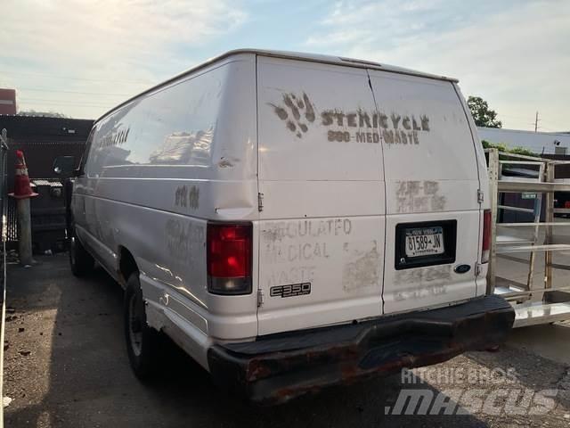 Ford E-350 Panel vans