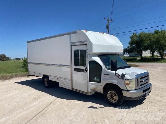 Ford E-350 Box body