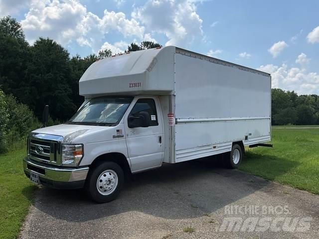 Ford E-350 Box body
