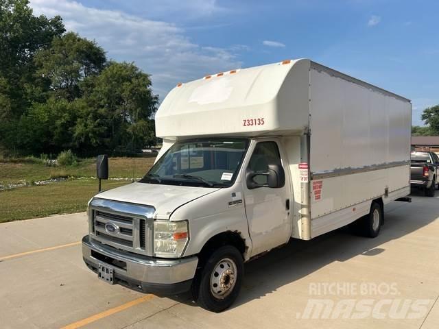 Ford E-350 Panel vans