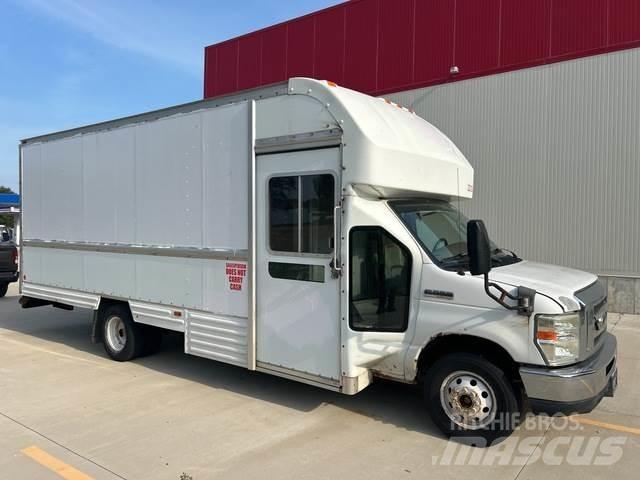 Ford E-350 Panel vans
