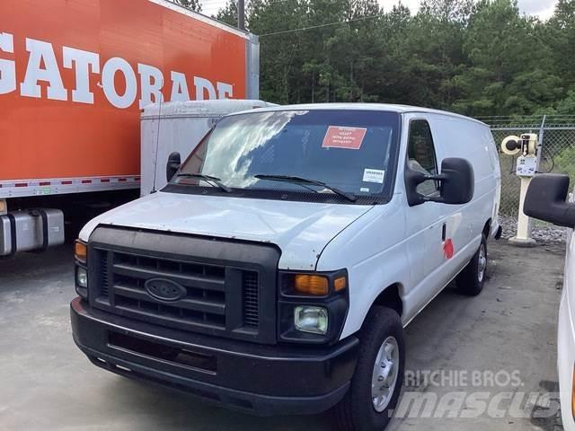 Ford E-350 Panel vans