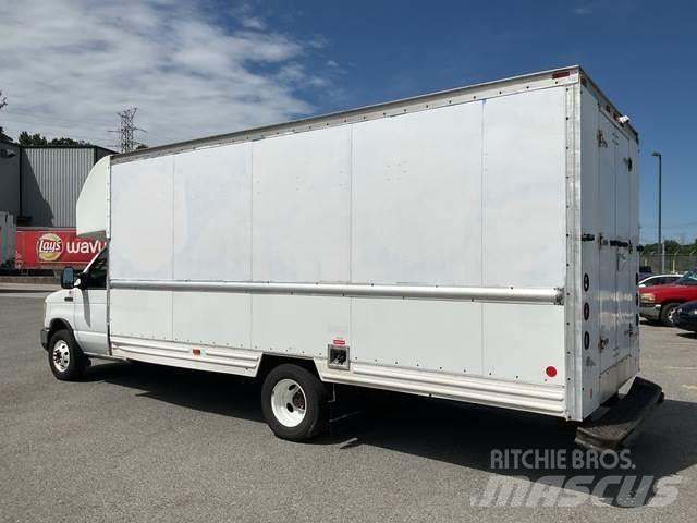 Ford E-350 Box body
