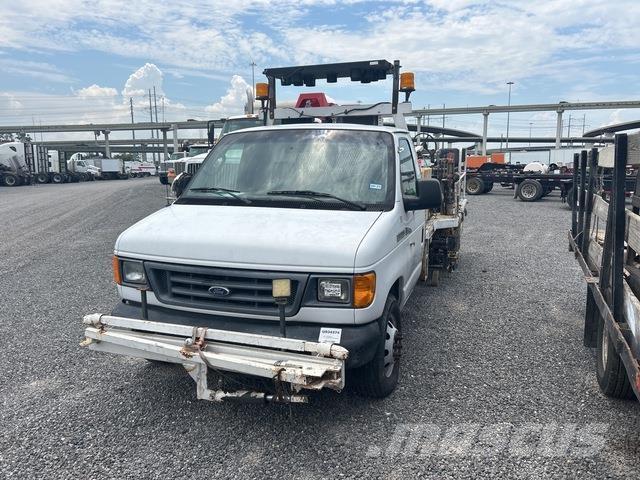 Ford E-350 Work Trucks / Municipal