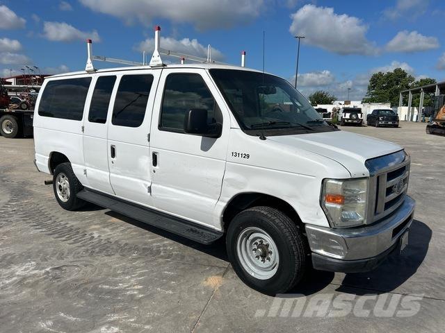 Ford E-350 Automobiles / SUVS