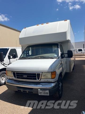 Ford E-350 Panel vans