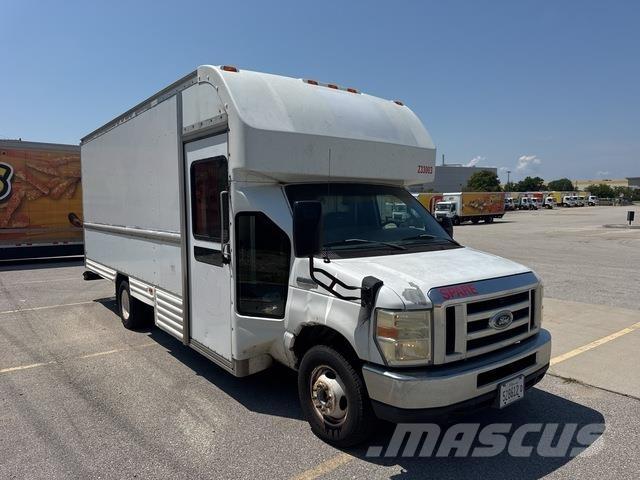Ford E-350 Panel vans