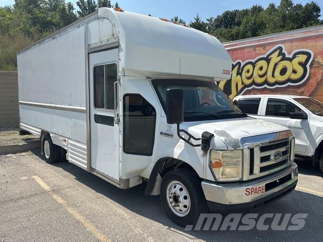 Ford E-350 Panel vans