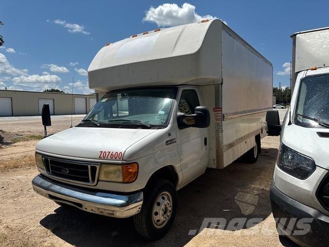 Ford E-350 Panel vans