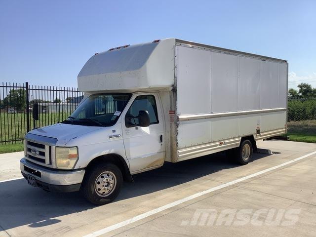 Ford E-350 Panel vans