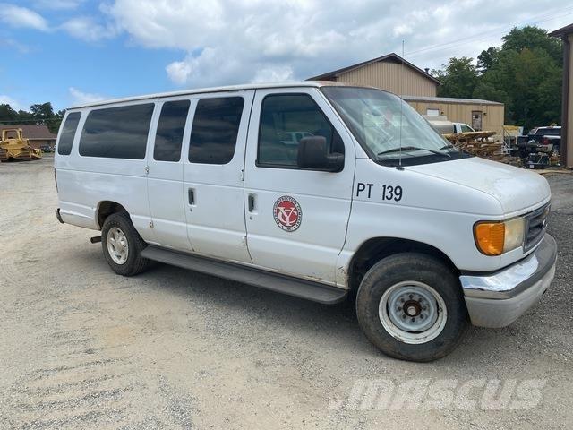 Ford E-350 Automobiles / SUVS