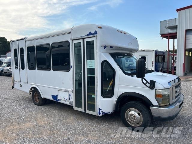 Ford E-350 Mini buses