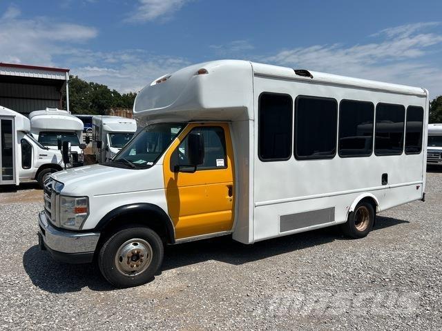 Ford E-350 Mini buses