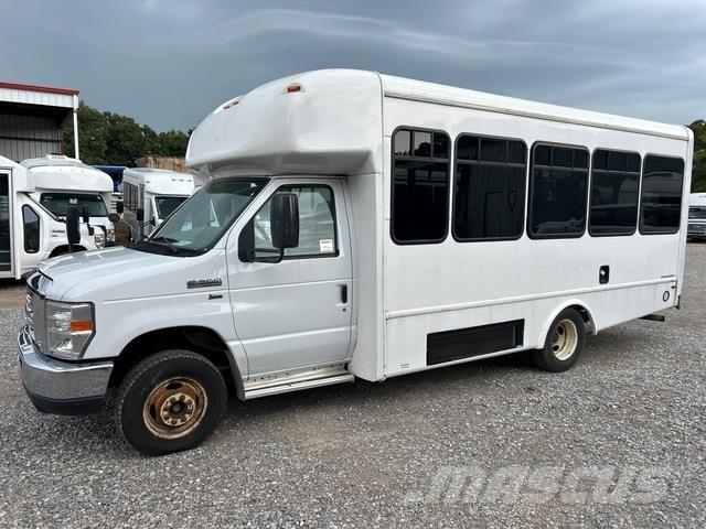 Ford E-350 Mini buses