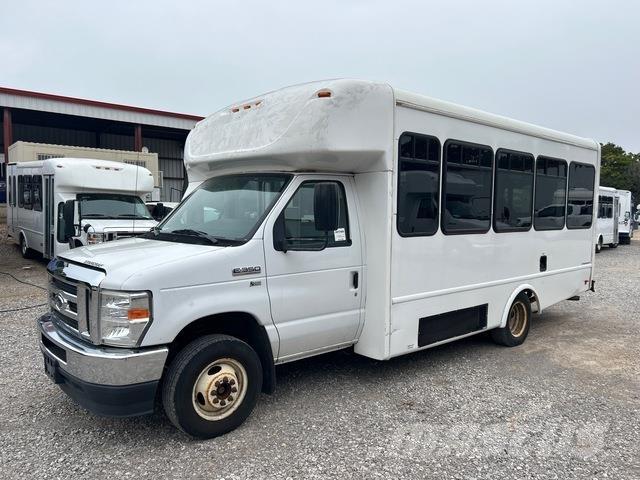 Ford E-350 Mini buses