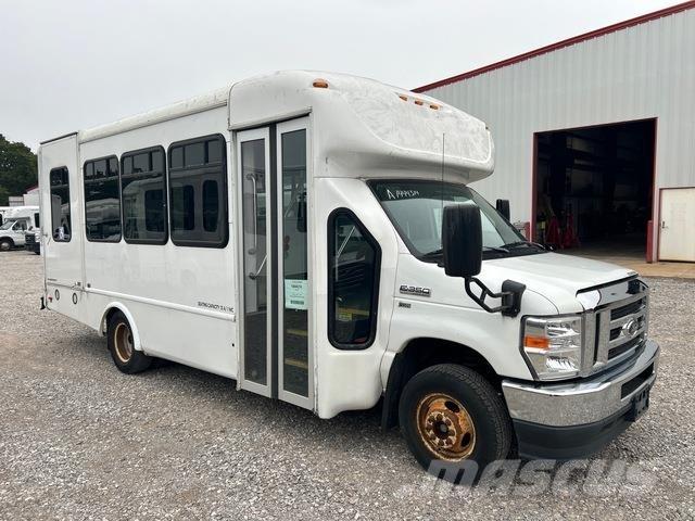 Ford E-350 Mini buses