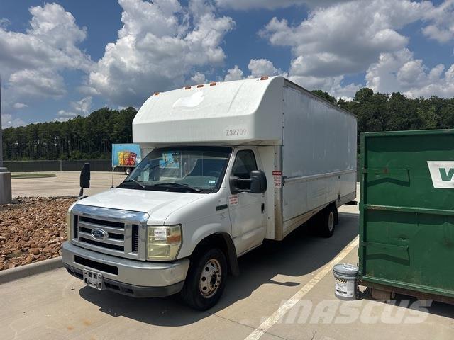 Ford E-350 Panel vans