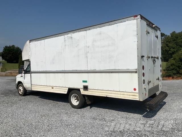 Ford E-350 Box trucks