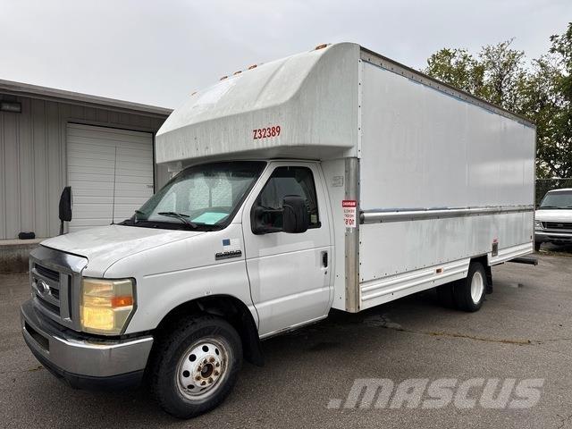 Ford E-350 Panel vans