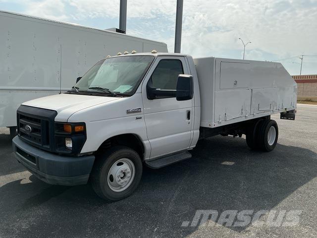 Ford E-450 Mineral spreaders