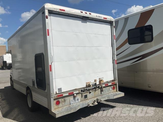 Ford E-450 Box trucks