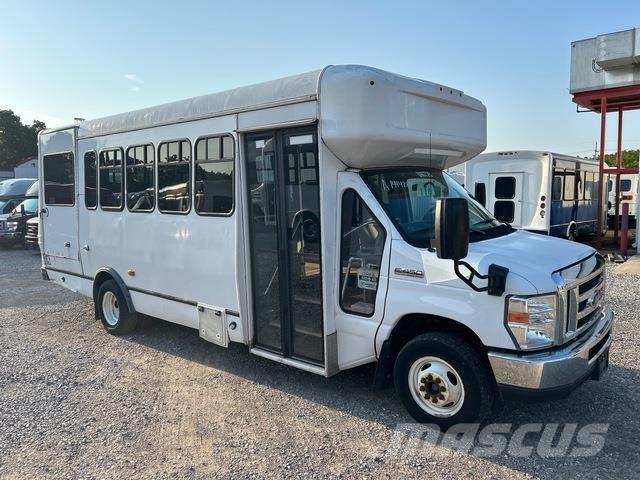 Ford E-450 Mini buses