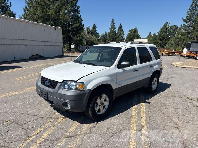 Ford Escape Automobiles / SUVS