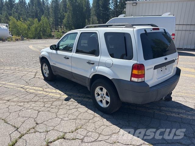 Ford Escape Automobiles / SUVS
