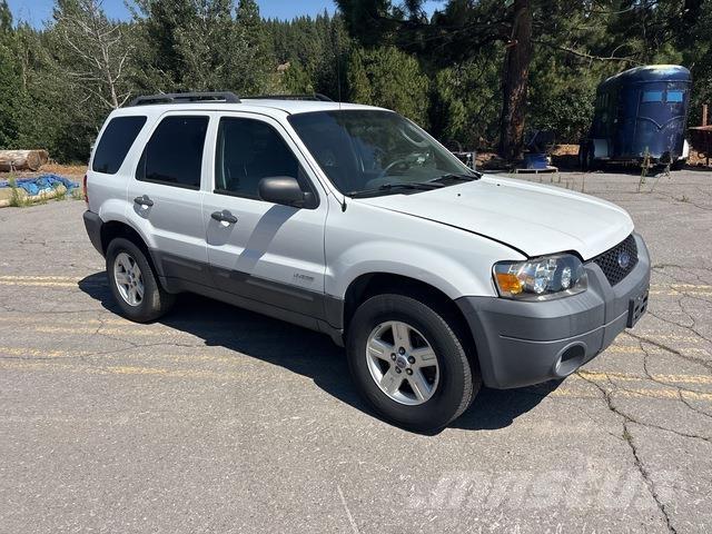 Ford Escape Automobiles / SUVS