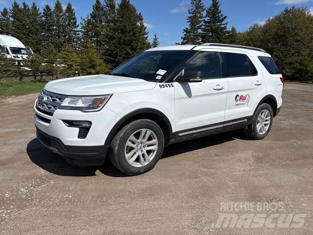 Ford Explorer Automobiles / SUVS