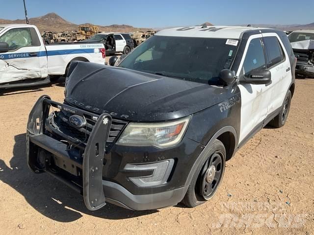 Ford Explorer Automobiles / SUVS