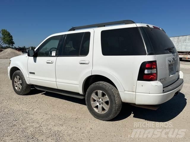 Ford Explorer Automobiles / SUVS
