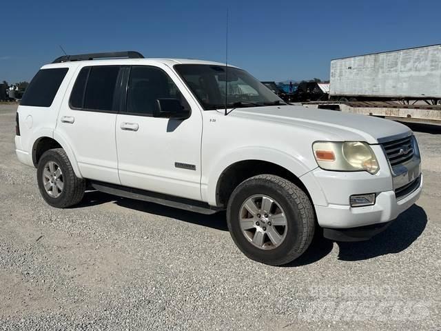 Ford Explorer Automobiles / SUVS