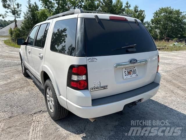 Ford Explorer Automobiles / SUVS