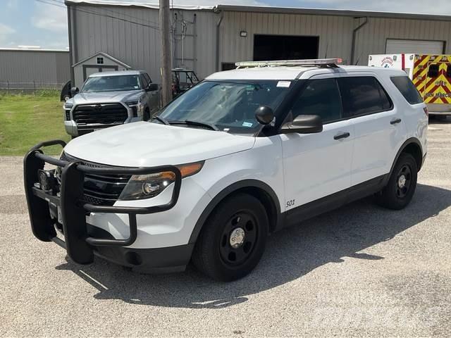 Ford Explorer Automobiles / SUVS
