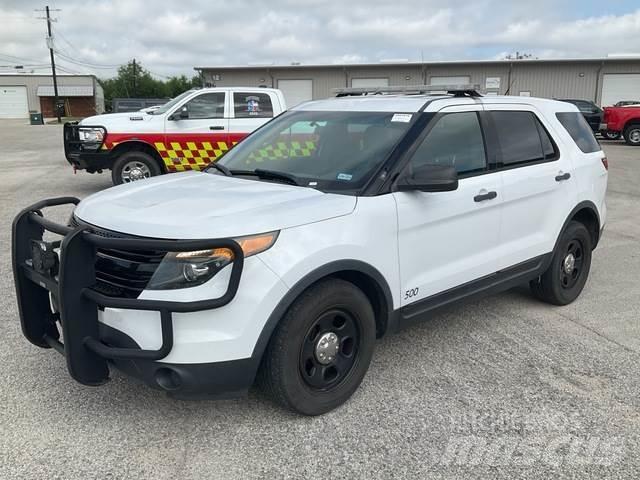 Ford Explorer Automobiles / SUVS