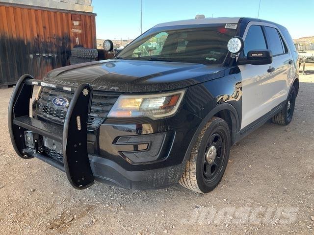 Ford Explorer Automobiles / SUVS