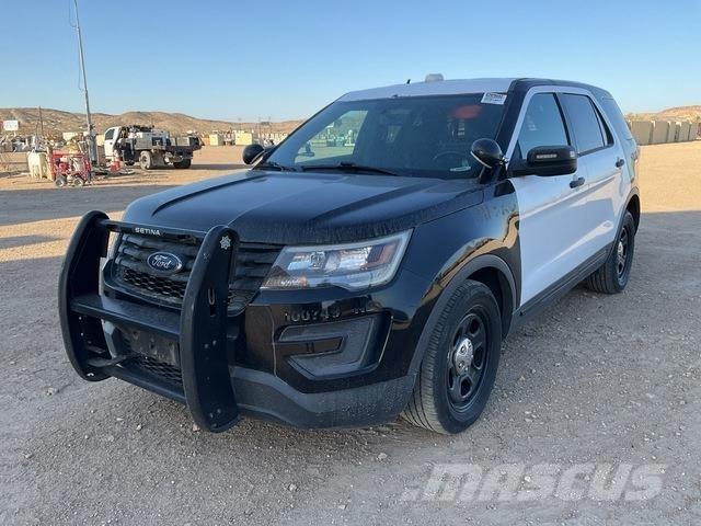 Ford Explorer Automobiles / SUVS