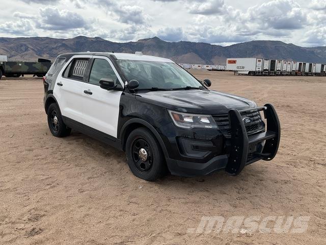 Ford Explorer Automobiles / SUVS