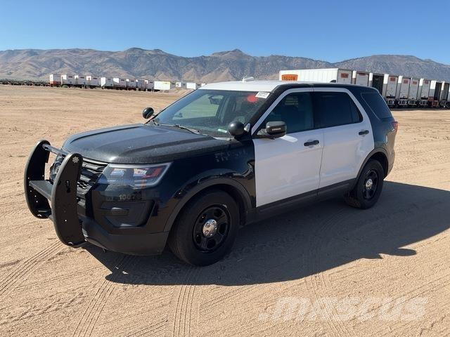 Ford Explorer Automobiles / SUVS