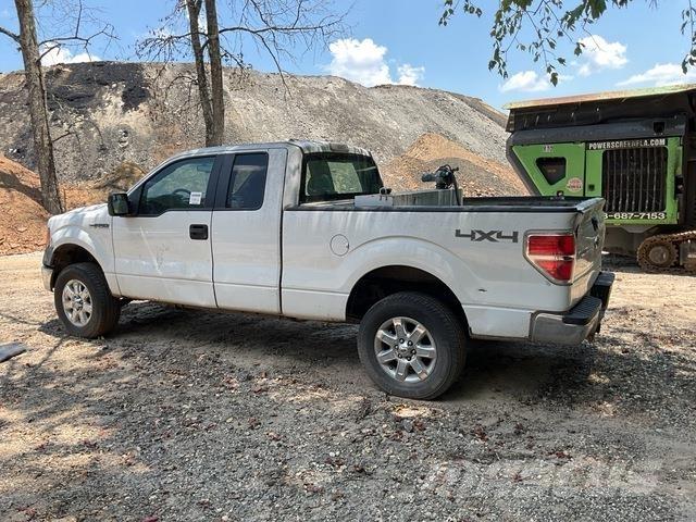 Ford F-150 Pickup Trucks