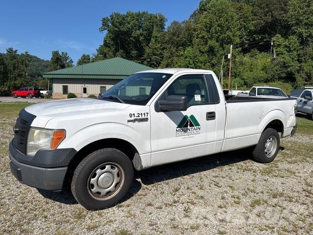 Ford F-150 Pickup Trucks