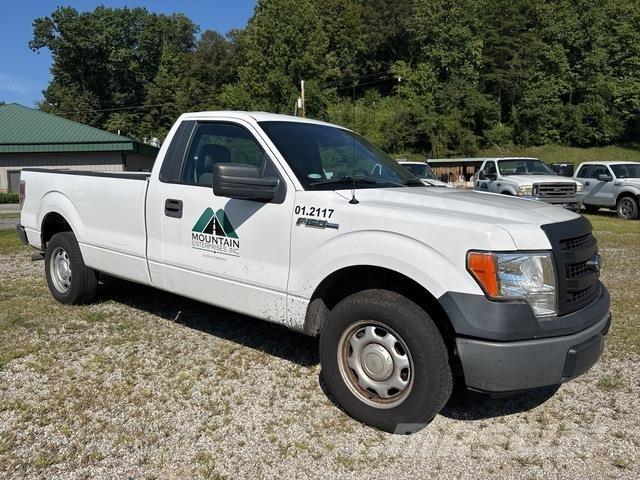 Ford F-150 Pickup Trucks