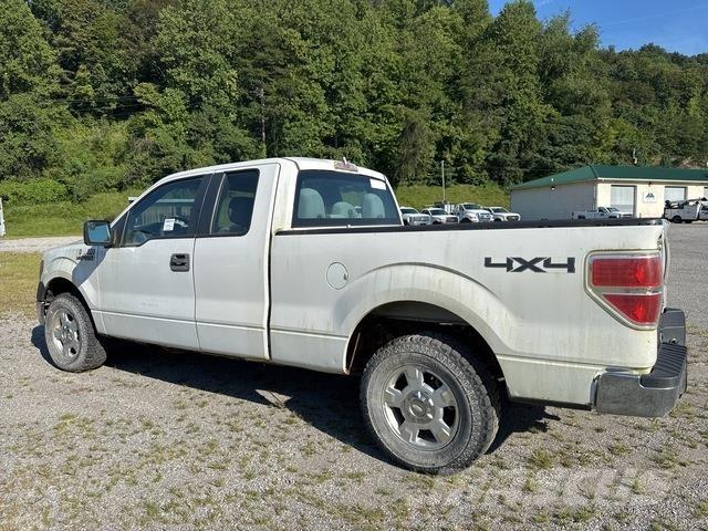 Ford F-150 Pickup Trucks